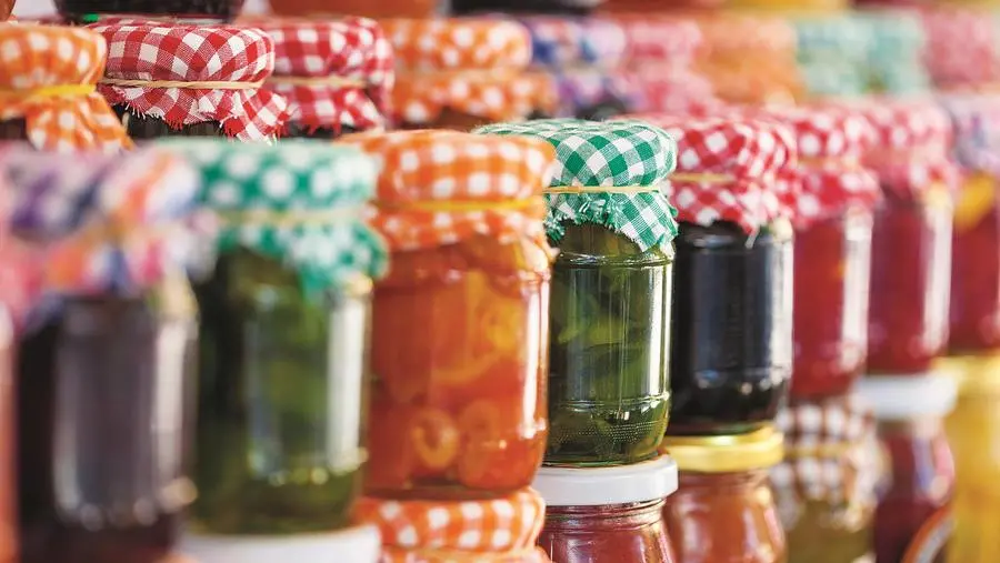 Conserve: sette regole per prepararle a casa in sicurezza