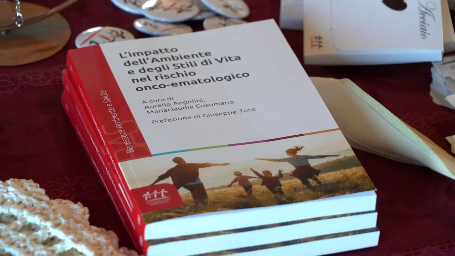 Tumori del sangue, un libro spiega l'impatto dell'ambiente e degli stili di vita