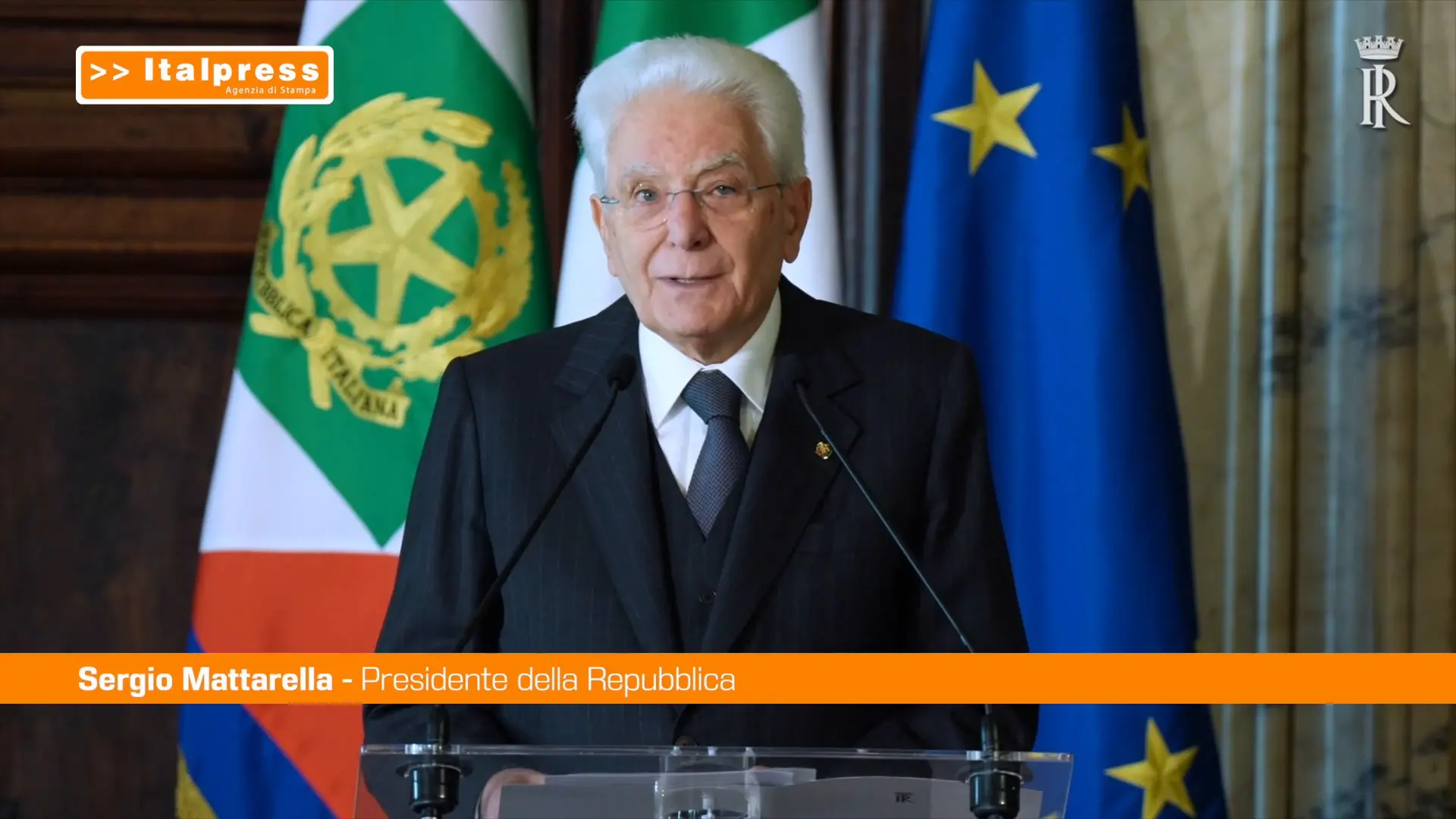Vaccini, Mattarella \"Contrastare credenze irrazionali e fake news distruttive\"
