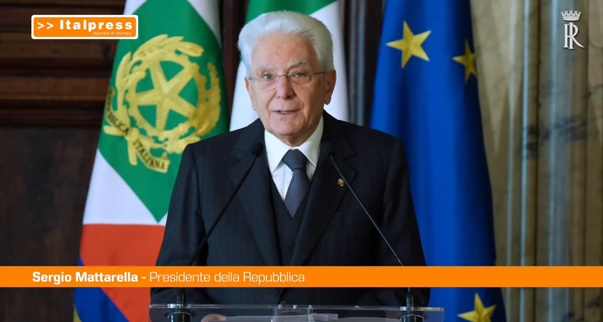 Vaccini, Mattarella \"Contrastare credenze irrazionali e fake news distruttive\"