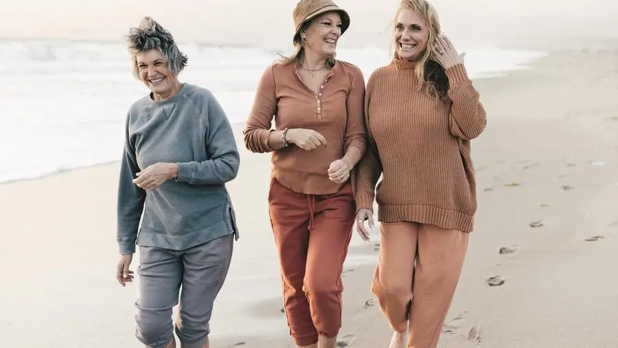 Cristina Caboni: «Io e i miei personaggi camminiamo con gli amici per sanare le ferite»