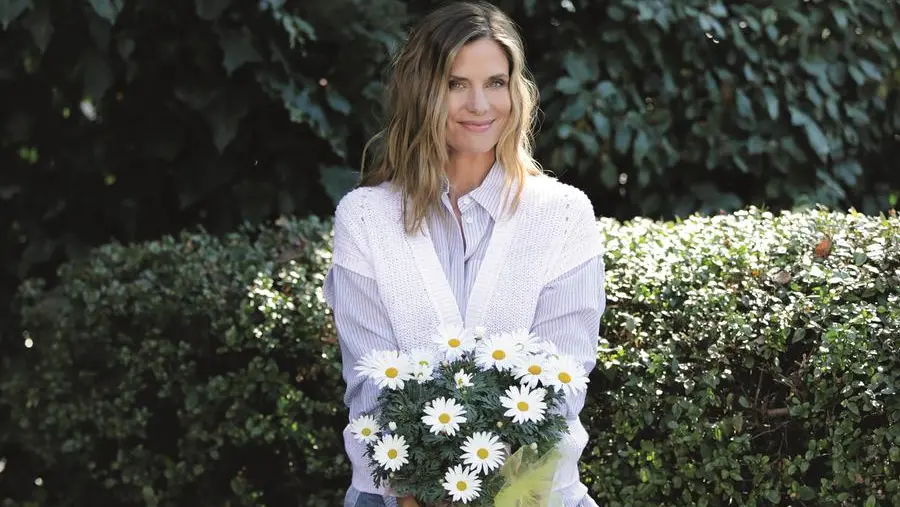 Filippa Lagerback: «Vivo bene il privilegio di invecchiare, solo microiniezioni per il viso»