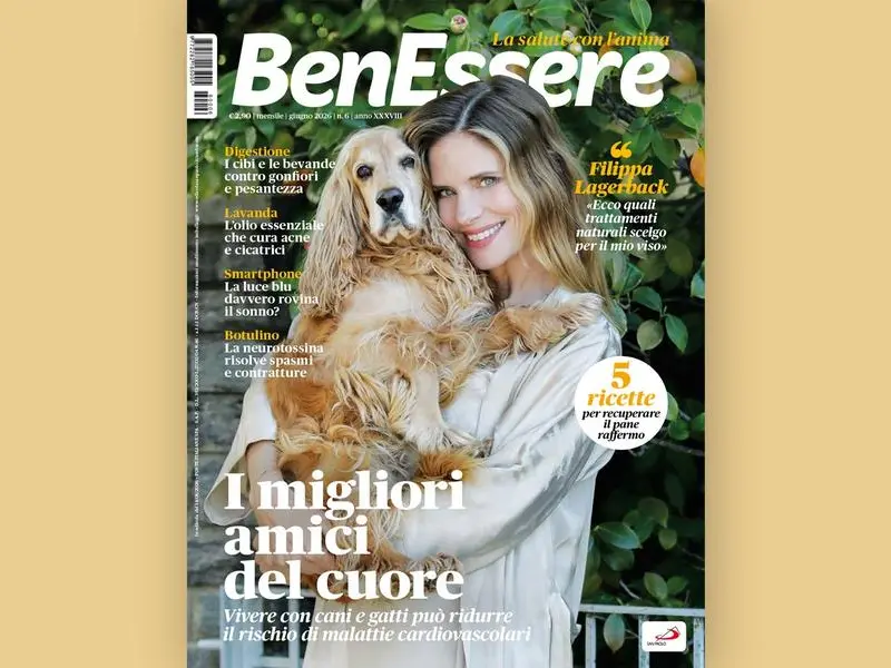 Filippa Lagerback e i migliori amici del cuore nel numero di giugno