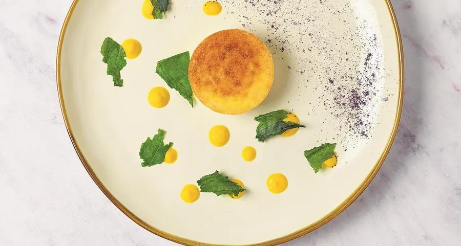 Flan di parmigiano profumato al limone con salsa di carote