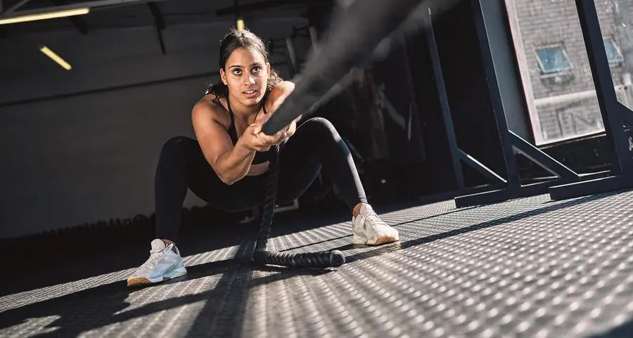 Il successo dell’hyrox: otto chilometri di corsa e otto prove di forza e abilità