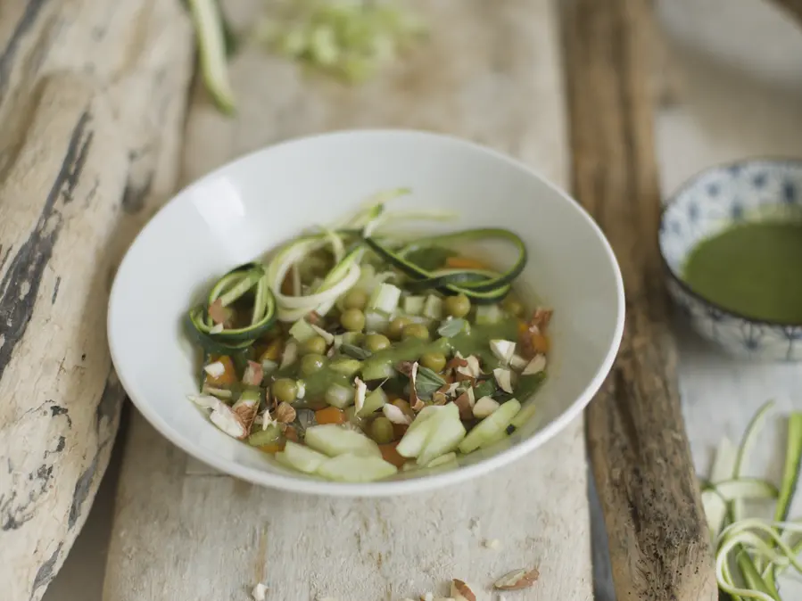 Idratarsi mangiando: le verdure estive che ti dissetano