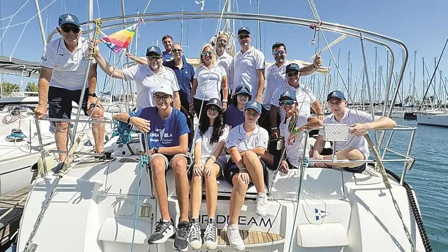 Velaterapia per i ragazzi con malattie rare dello scheletro