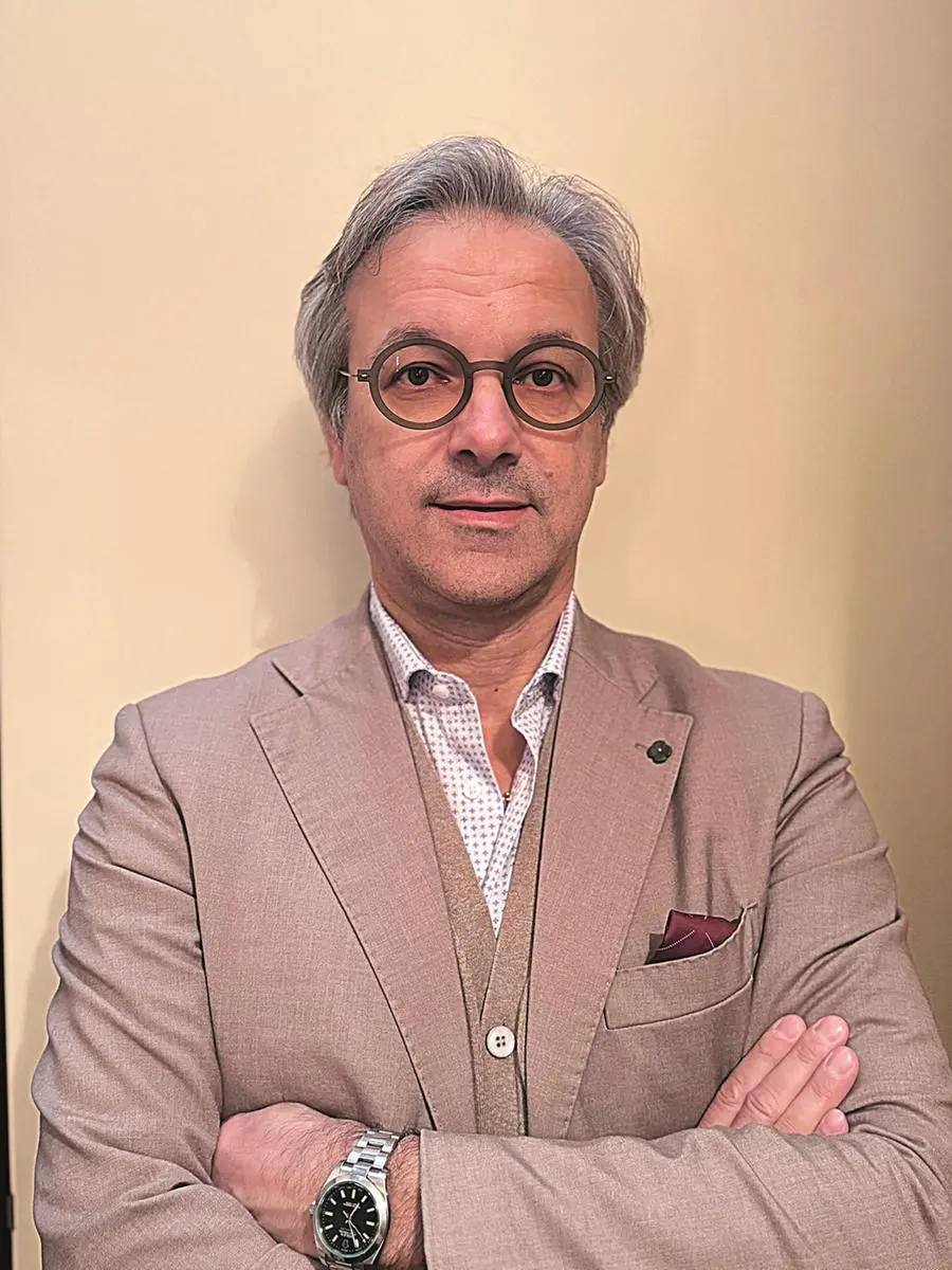 Roberto Baraziol, direttore dell’unità operativa di Chirurgia plastica agli Spedali Civili di Brescia, socio della Società italiana di Chirurgia plastica ricostruttiva-rigenerativa ed estetica (Sicpre)