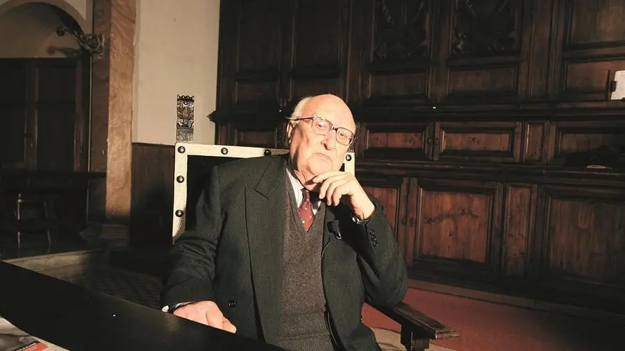 Cento anni di Camilleri, lo scrittore che riabilitò il dialetto
