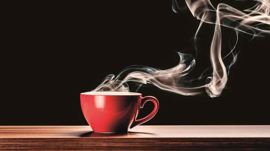 Digestione, l’acqua calda e i cibi amici dello stomaco