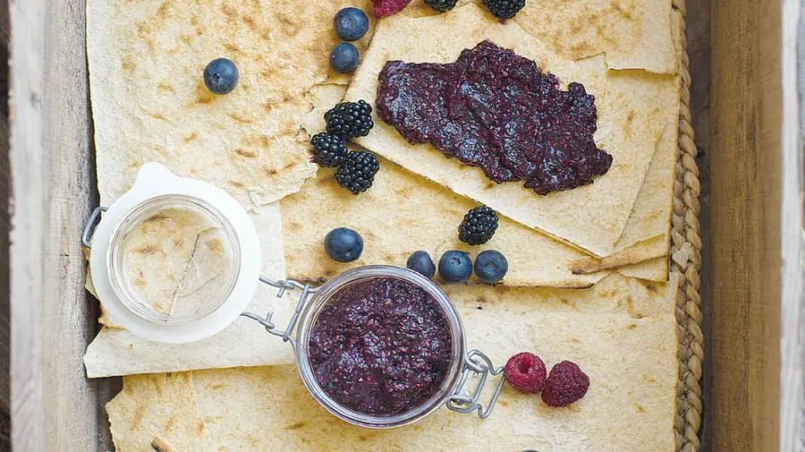 Marmellata di frutti di bosco senza cottura