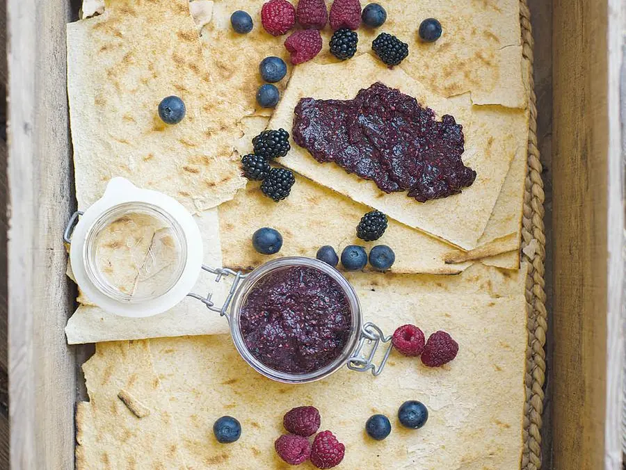 Marmellata di frutti di bosco senza cottura