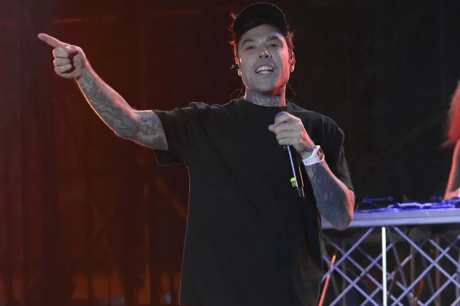 Fedez: il racconto quotidiano su Instagram del suo tumore al pancreas ha generato empatia ma anche dibattito (foto di Mattia Torretta)
