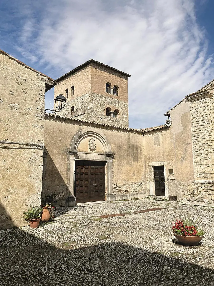L'Abbazia di Santa Maria di Farfa a Fara in Sabina (Rieti)