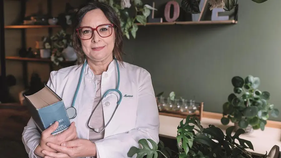«Io, infermiera, mi sono diplomata alle scuole serali a 56 anni»