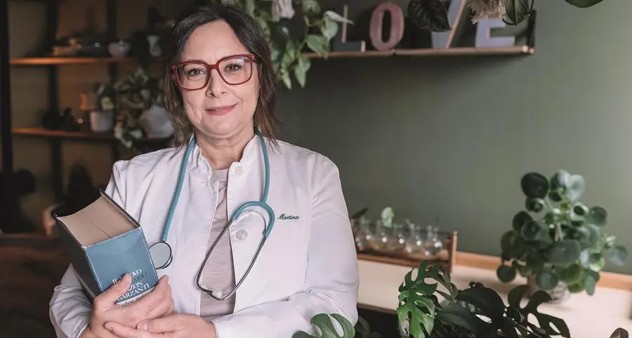 «Io, infermiera, mi sono diplomata alle scuole serali a 56 anni»