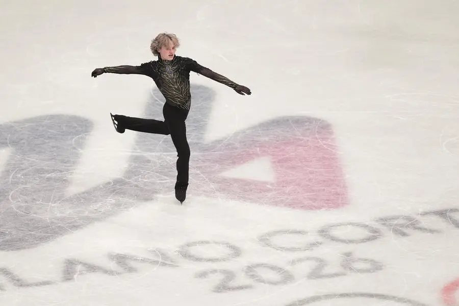 Il pattinatore americano Ilia Malinin in azione alle Olimpiadi di Milano Cortina (foto di Amber Searls)