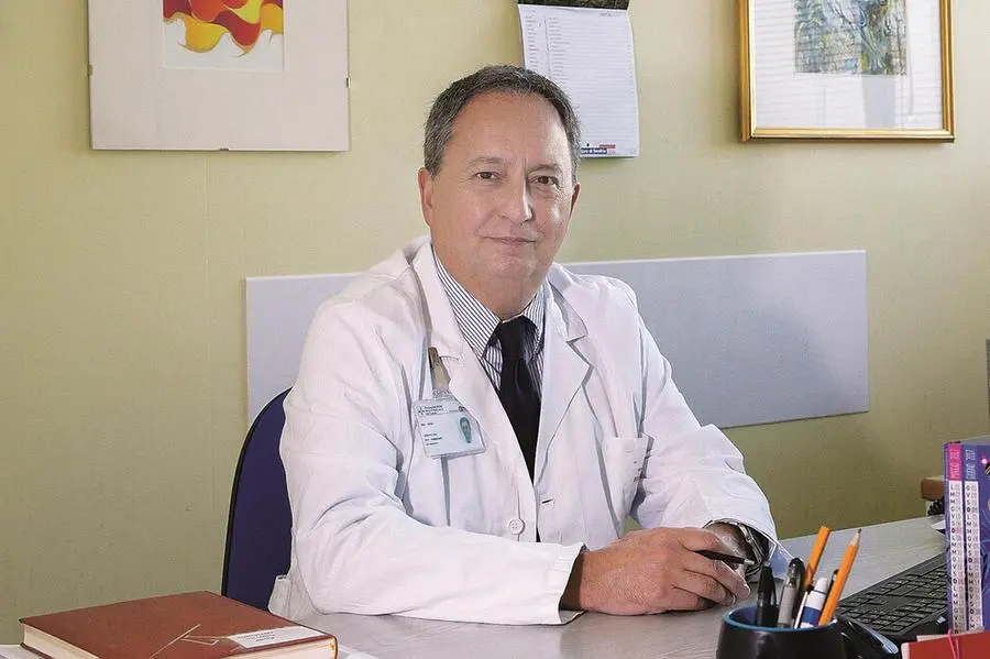 Roberto Boffi, primario di Pneumologia e direttore del Centro antifumo dell'Istituto nazionale dei tumori di Milano