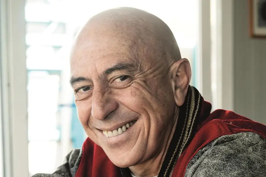 L\\'attore di teatro e televisivo Roberto Ciufoli ha affrontato un tumore al rene