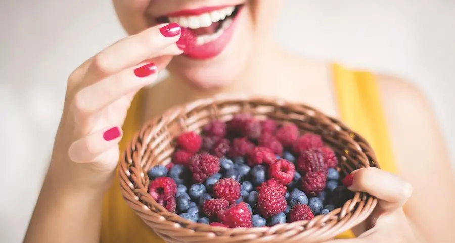 Gli 11 ingredienti alleati di denti e gengive