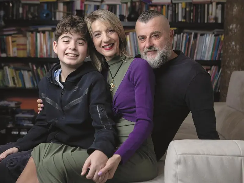 La storia di Emanuela: «Mi ha detto “mamma, ho male alle gambine”; era una sindrome che lo paralizzava»