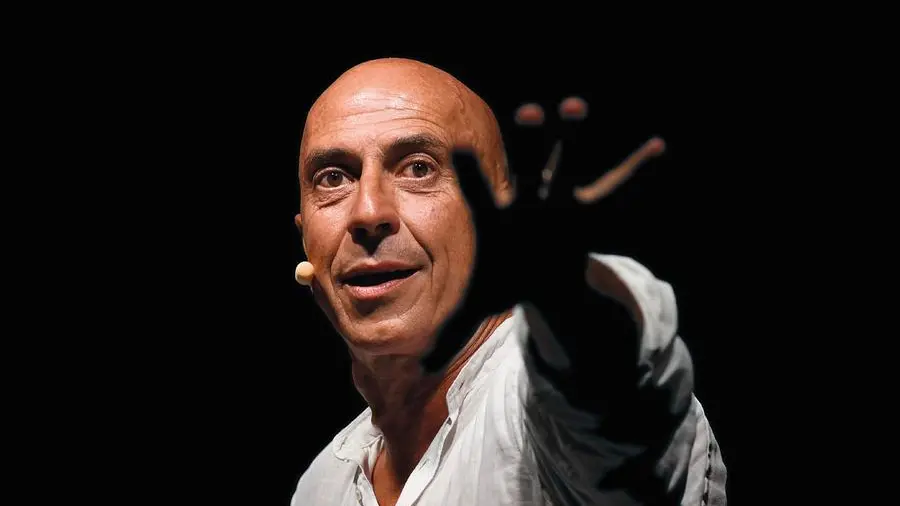 Roberto Ciufoli: «Dietro il calcolo renale si nascondeva un tumore, ma ora sto bene!»