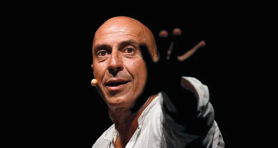 Roberto Ciufoli: «Dietro il calcolo renale si nascondeva un tumore, ma ora sto bene!»