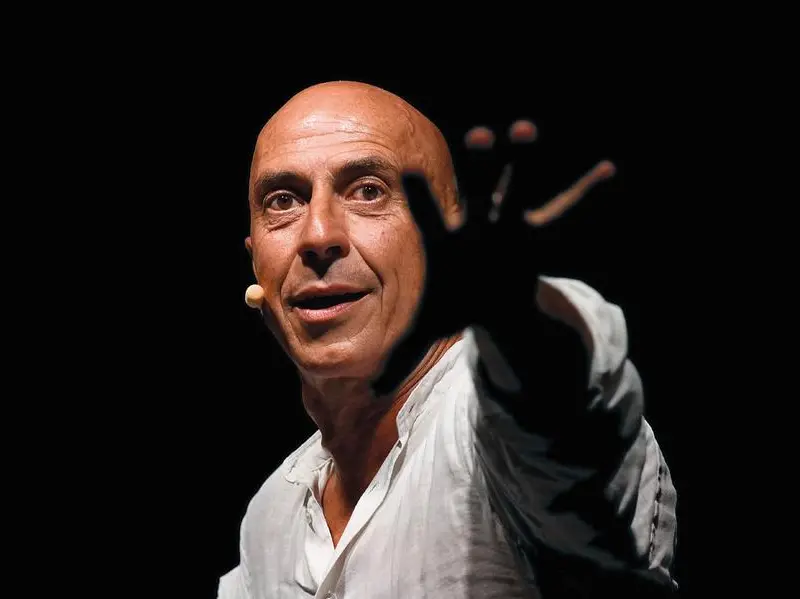 Roberto Ciufoli: «Dietro il calcolo renale si nascondeva un tumore, ma ora sto bene!»