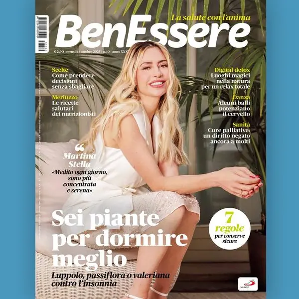 Martina Stella e le piante per dormire nel numero di ottobre