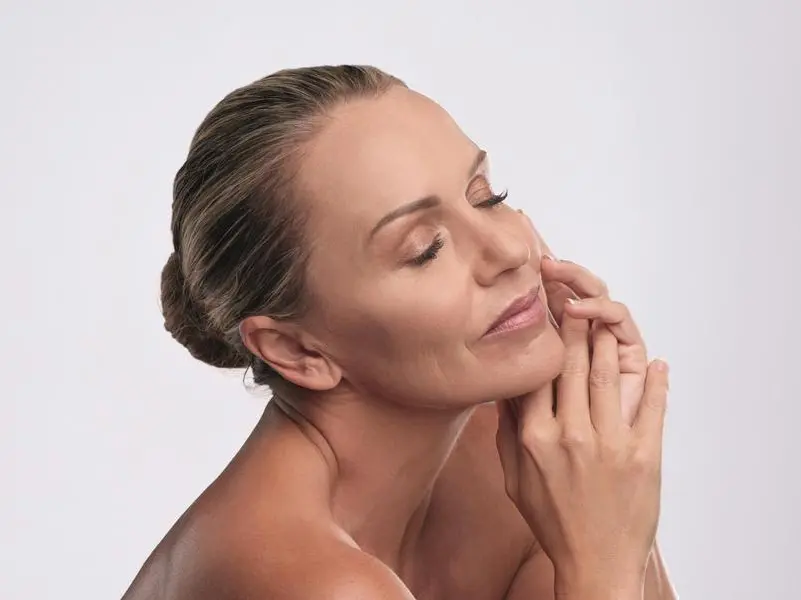 Il proprio grasso per riempire le guance e attenuare le rughe
