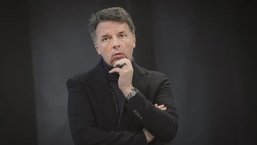 Matteo Renzi: «Mi hanno tolto un melanoma. Ragazzi, andate dal dermatologo