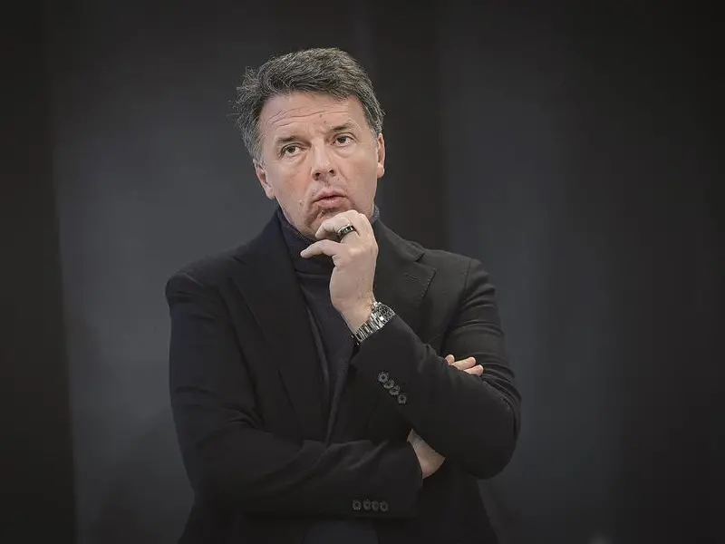 Matteo Renzi: «Mi hanno tolto un melanoma. Ragazzi, andate dal dermatologo