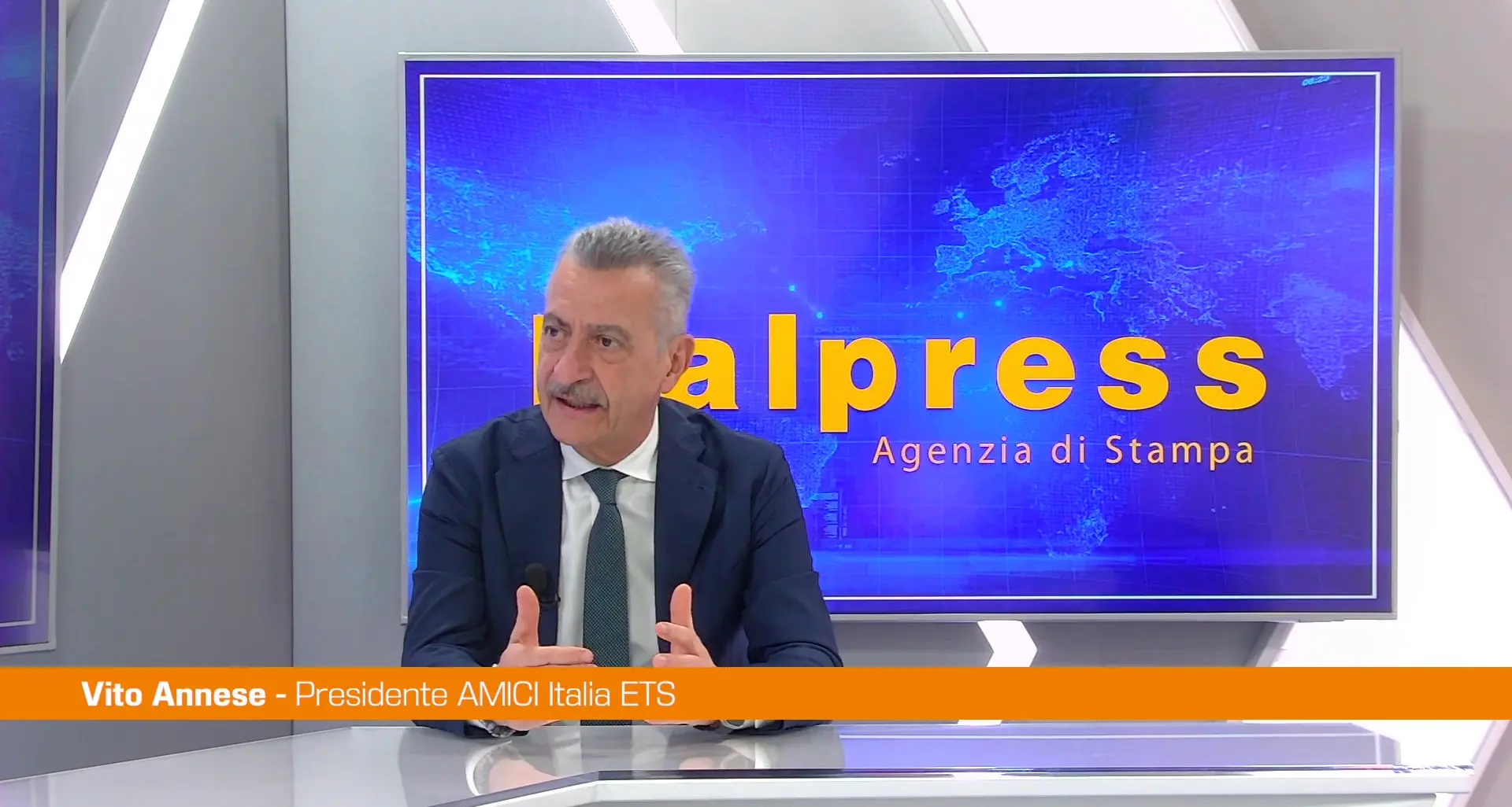 Salute, Annese \"Per curare le Mici importante sostenere ricerche indipendenti\"