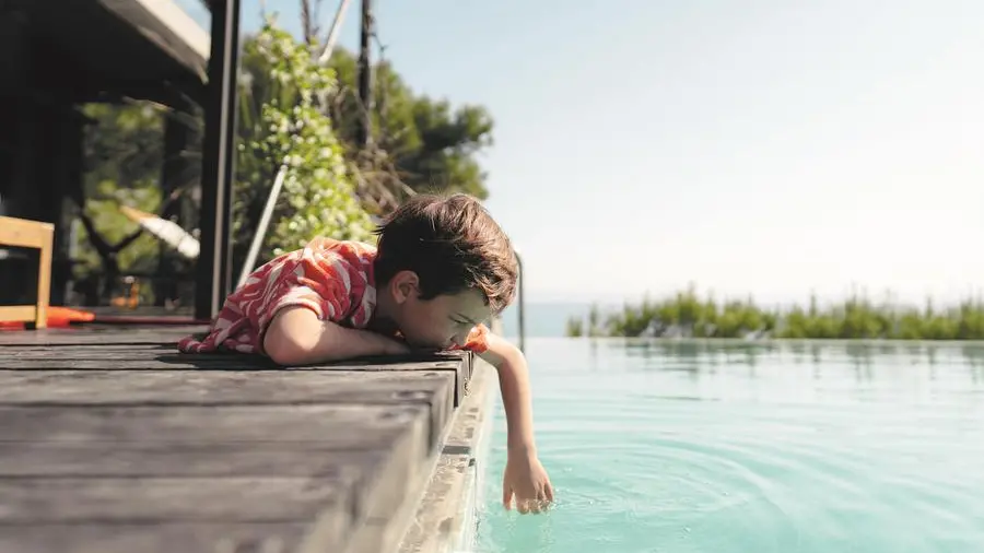 L’arte salutare di non fare nulla: come trasformare la noia estiva in una risorsa