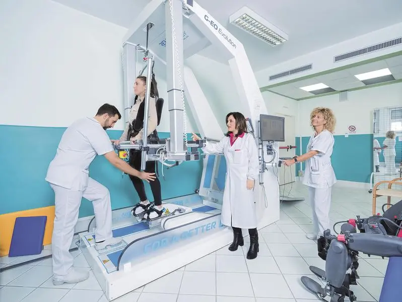 Con i robot raddoppia l’efficacia della riabilitazione neuromotoria