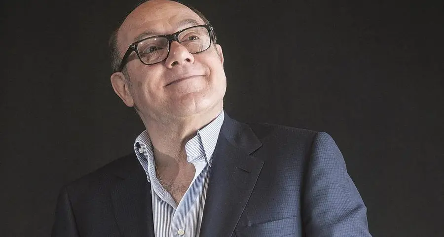 Come Carlo Verdone: le protesi nelle due anche in una sola ora grazie alla chirurgia mini-invasiva
