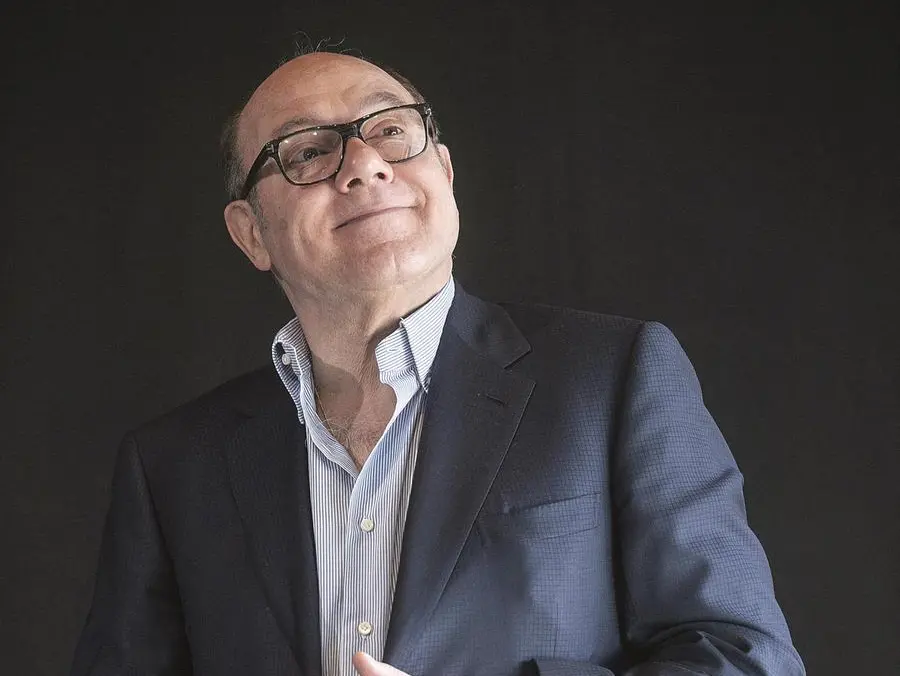 Come Carlo Verdone: le protesi nelle due anche in una sola ora grazie alla chirurgia mini-invasiva