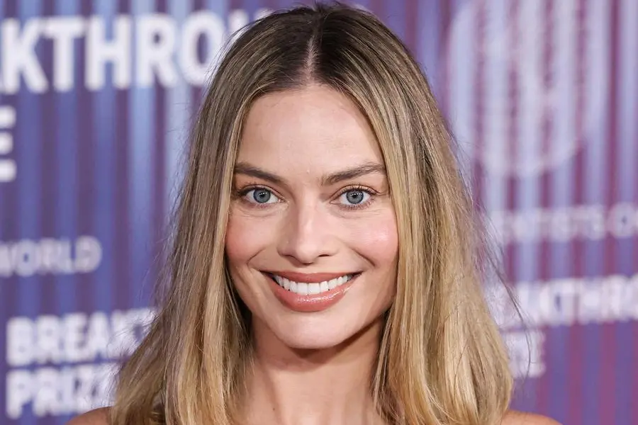 <p>L&#39;attrice di <em>Barbie </em>Margot Robbie ha sofferto di ernia del disco cervicale (foto&nbsp;Image Press Agency/NurPhoto/Shut)</p>\\n